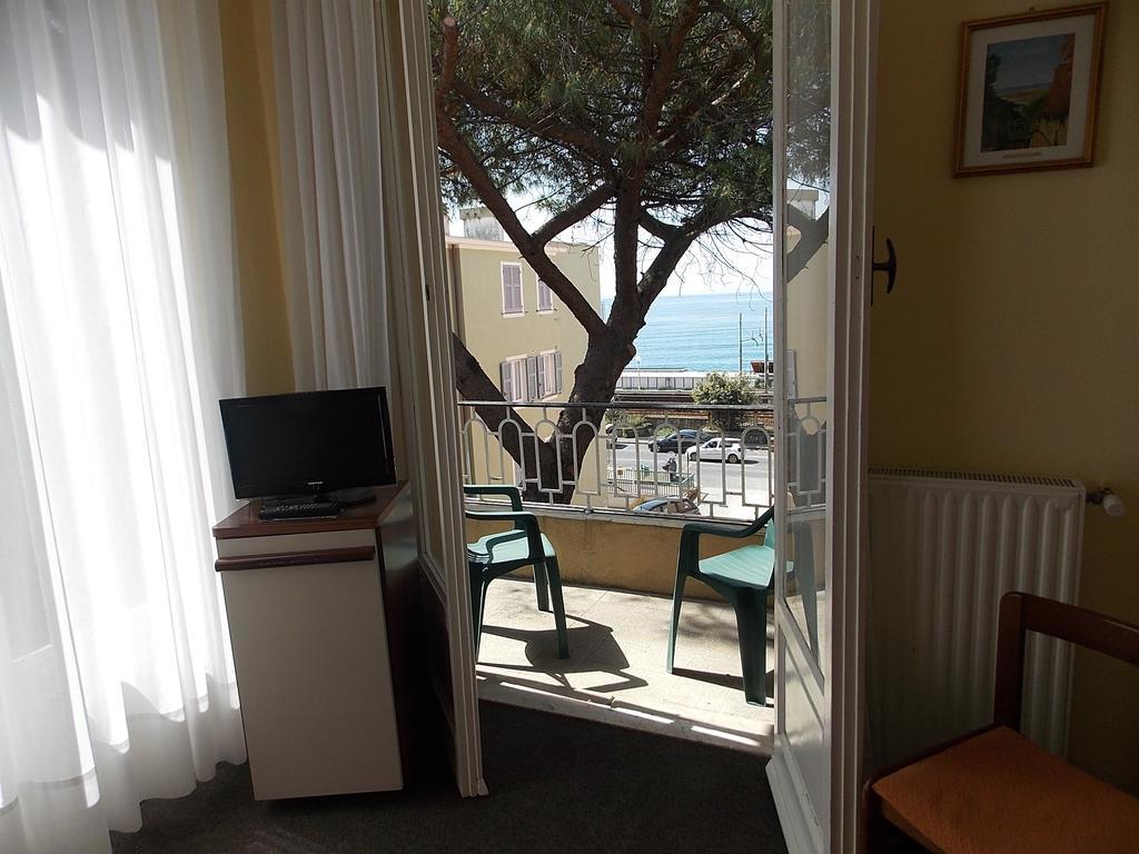 Hotel Arco Del Sole Lavagna Pokój zdjęcie