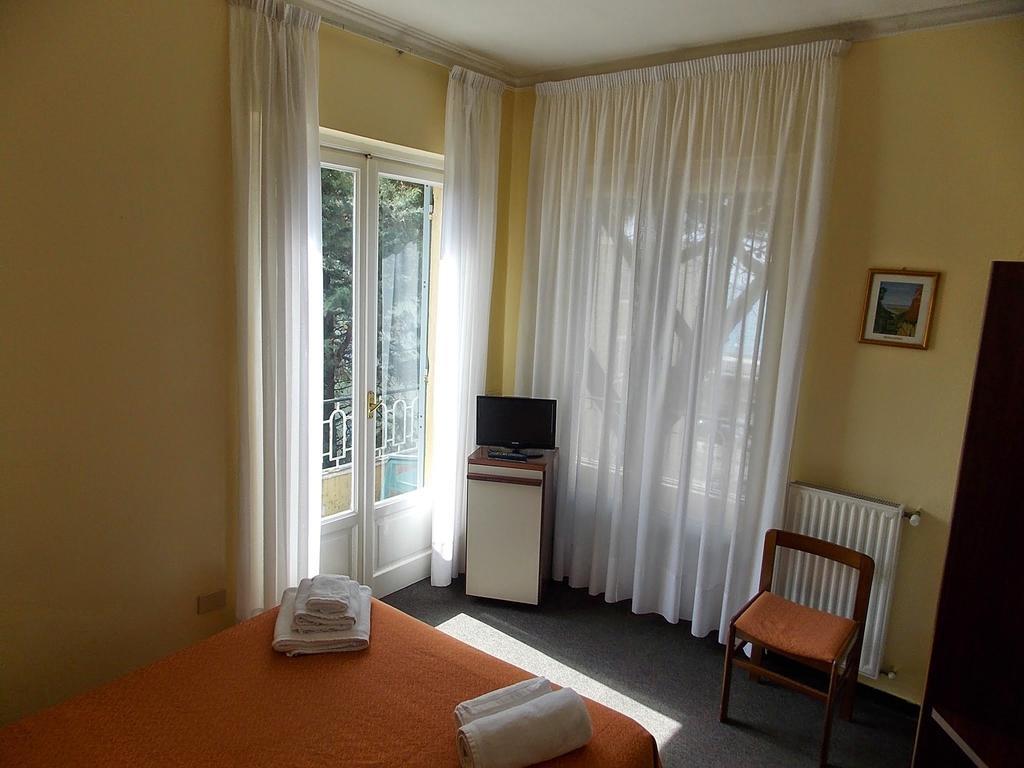 Hotel Arco Del Sole Lavagna Pokój zdjęcie