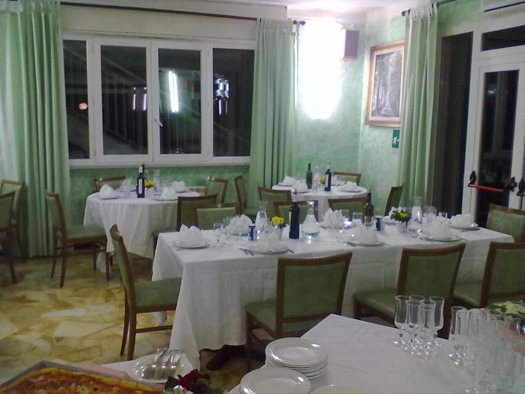 Hotel Arco Del Sole Lavagna Zewnętrze zdjęcie